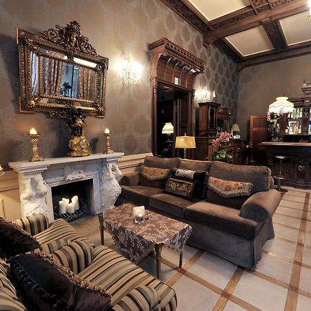 Hotel Bursztynowy Palac Кошалин Интерьер фото