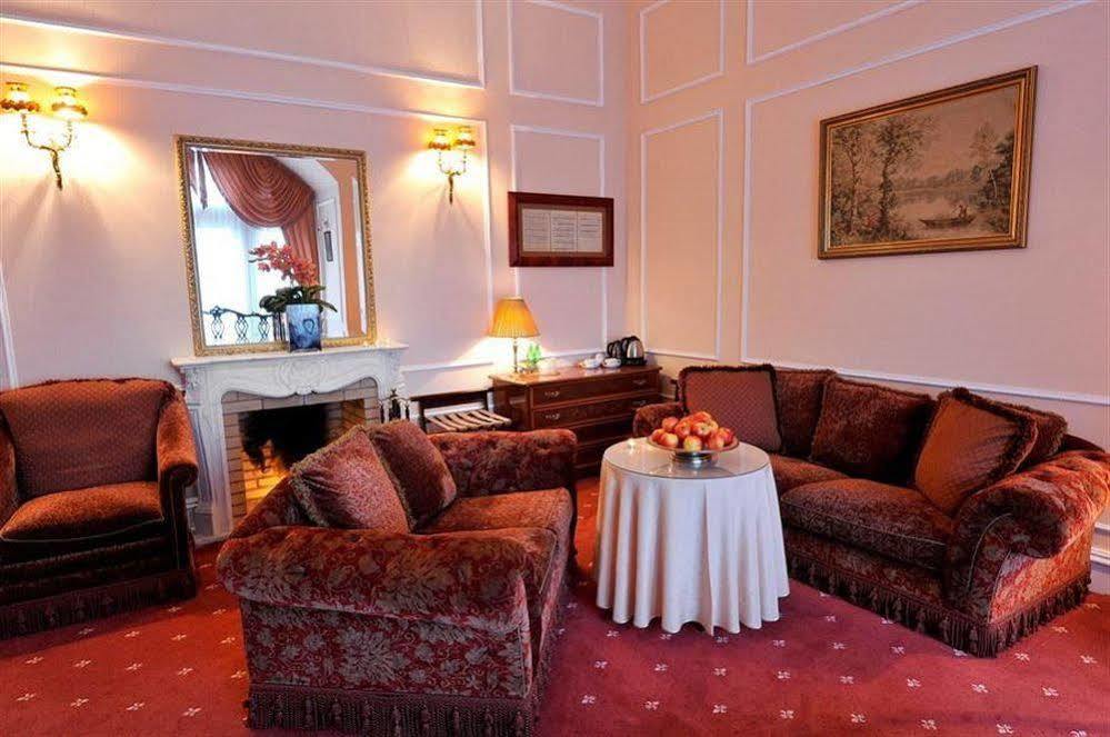Hotel Bursztynowy Palac Кошалин Номер фото