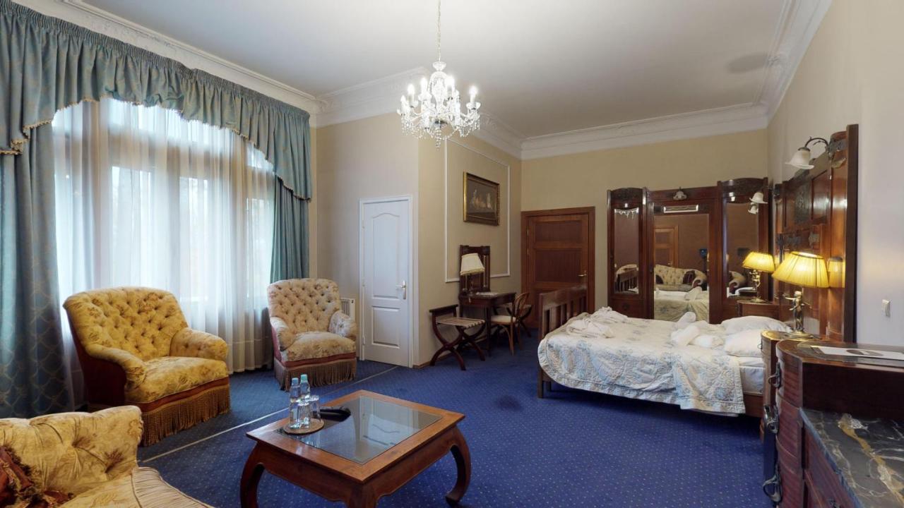 Hotel Bursztynowy Palac Кошалин Экстерьер фото