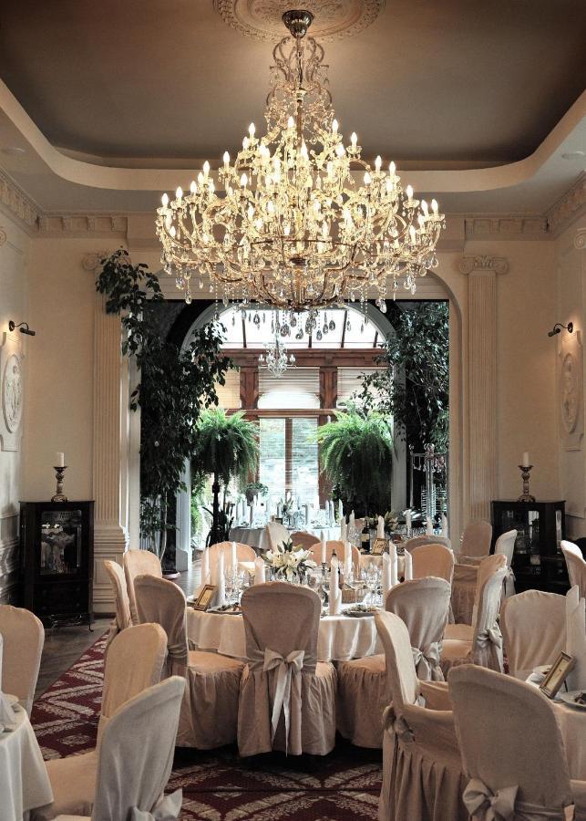 Hotel Bursztynowy Palac Кошалин Экстерьер фото