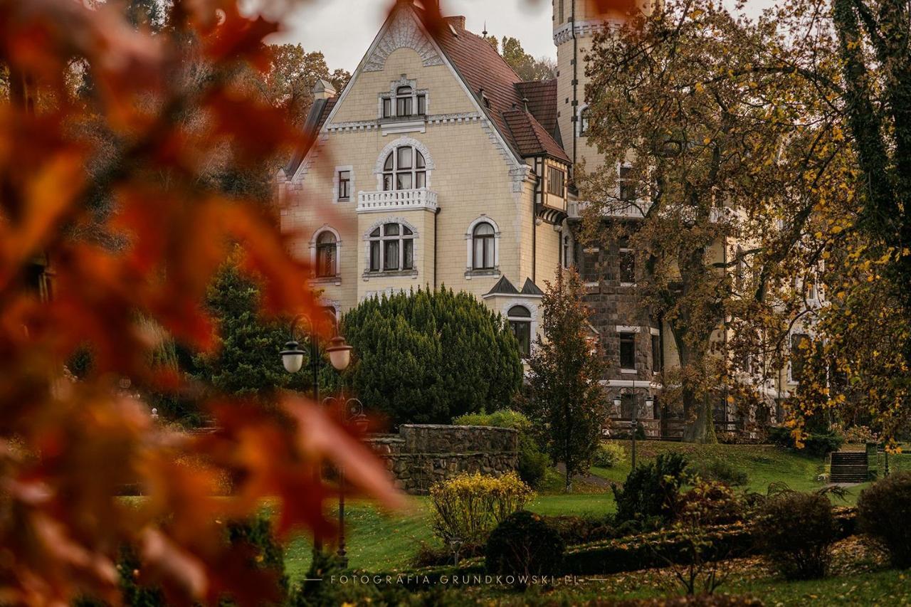 Hotel Bursztynowy Palac Кошалин Экстерьер фото
